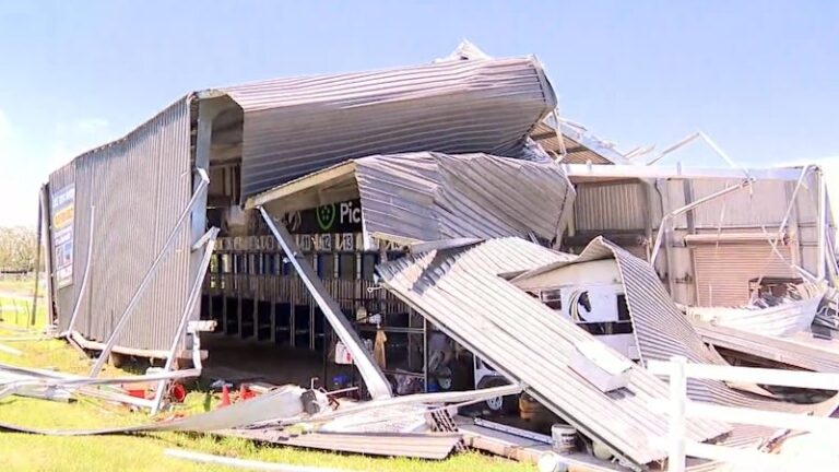 severe-storm-strikes-brisbane-area-winds-exceed-100-km-h