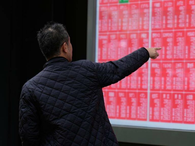 stocks-slide-as-ai-rally-wanes-and-china-trade-data-disappoints