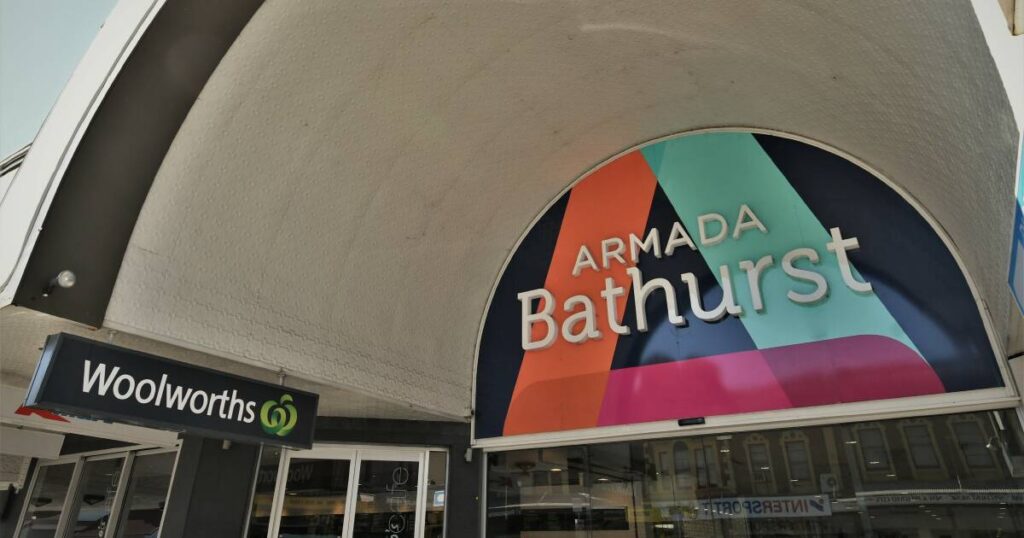 supermarket-brawl-erupts-in-bathurst-woman-assaulted-fined-1-000