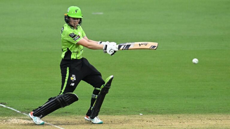 sydney-thunder-roars-back-with-9-wicket-win-over-scorchers