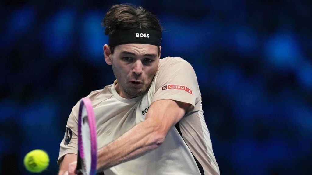 taylor-fritz-dominates-musetti-in-atp-finals-opener-6-3-6-4