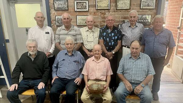 ten-legends-gather-candelo-s-1965-footy-icons-reunite