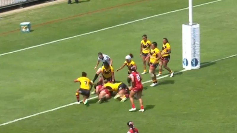 tonga-s-jade-fonua-powers-through-for-sixth-try-against-png