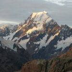 two-climbers-die-on-aoraki-new-zealand-s-highest-peak