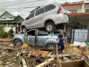 typhoon-kalmaegi-claims-four-lives-in-central-philippines
