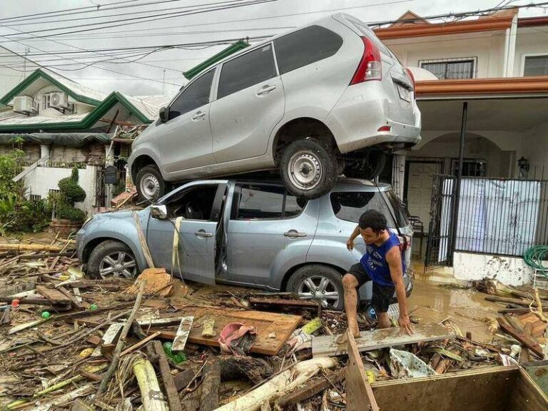typhoon-kalmaegi-claims-four-lives-in-central-philippines