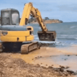 urgent-frankston-beach-faces-new-damage-amid-illegal-seawall-delay