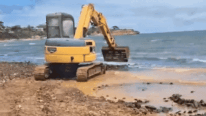urgent-frankston-beach-faces-new-damage-amid-illegal-seawall-delay