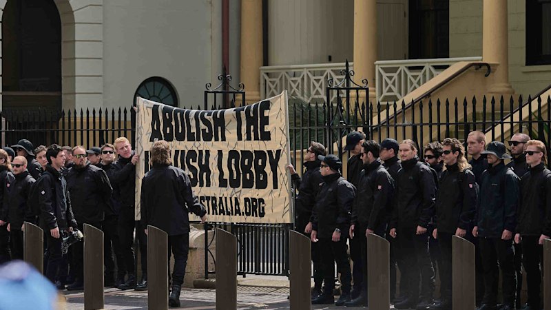 urgent-questions-arise-after-neo-nazi-rally-outside-parliament