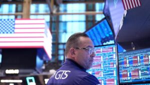 wall-street-surges-as-us-government-shutdown-nears-end