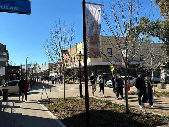 windsor-mall-receives-new-rotunda-gift-celebrating-heritage
