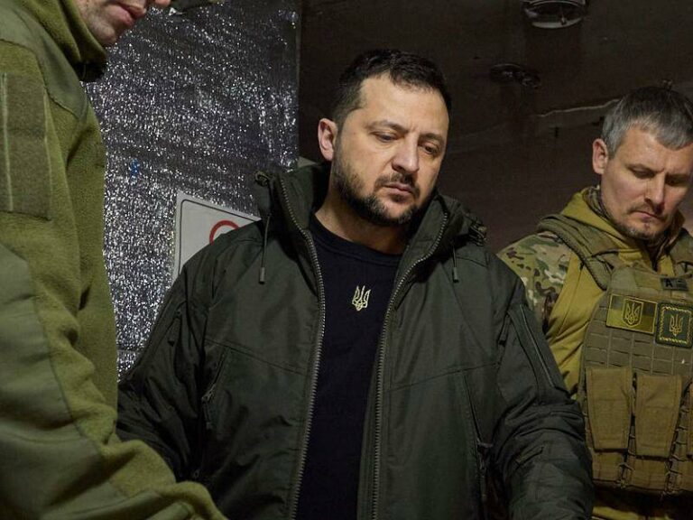 zelenskiy-advances-ukraine-s-peace-plan-amid-ongoing-conflict