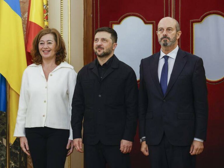 zelenskiy-heads-to-turkey-for-crucial-peace-negotiations