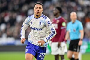 West Ham United v Aston Villa - Premier League