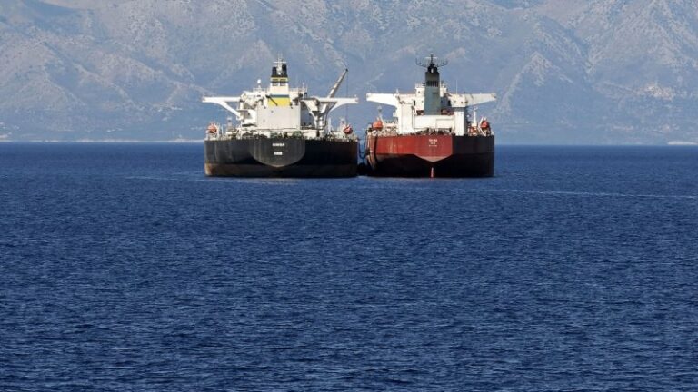 australia-entrusts-isis-brides-fate-to-us-military-aid-for-ukraine