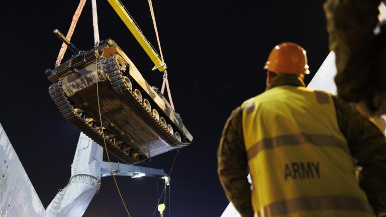 australian-government-announces-95m-military-aid-to-ukraine