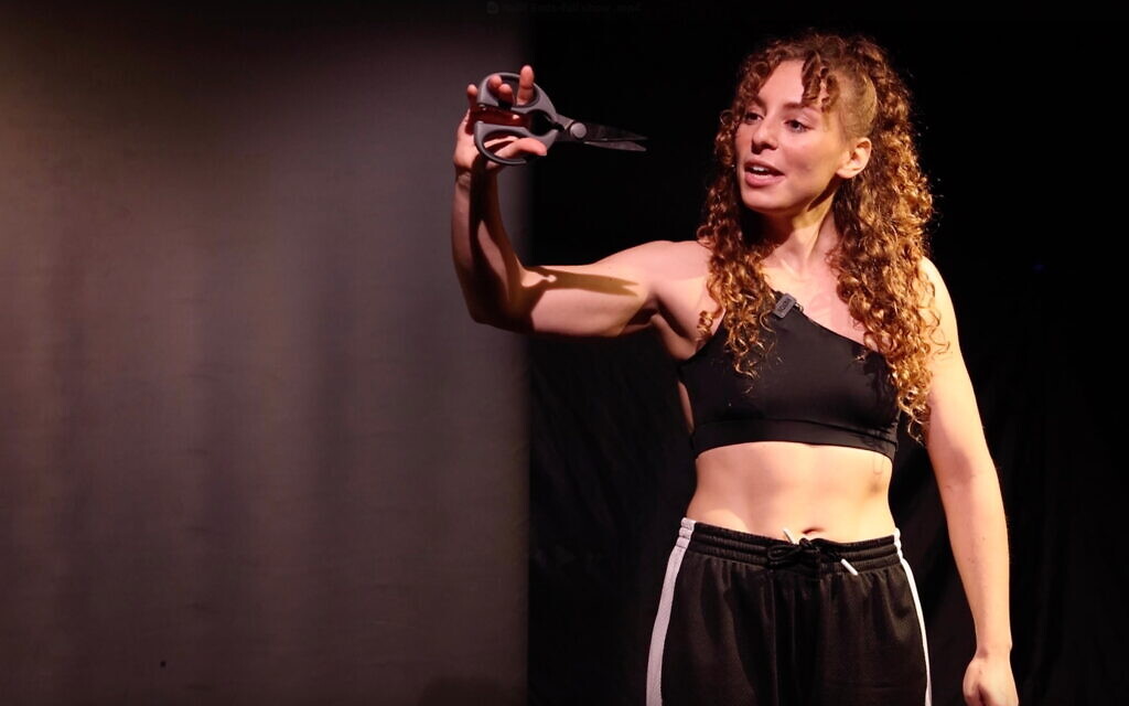 australian-playwright-claudia-shnier-s-split-ends-launches-soon