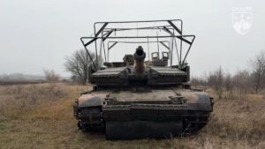 australian-tanks-deployed-in-ukraine-combat-operations-now