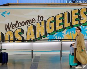 australians-rethink-us-travel-plans-over-new-social-media-rules