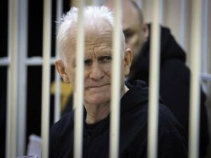 belarus-releases-123-prisoners-including-nobel-laureate-bialiatski