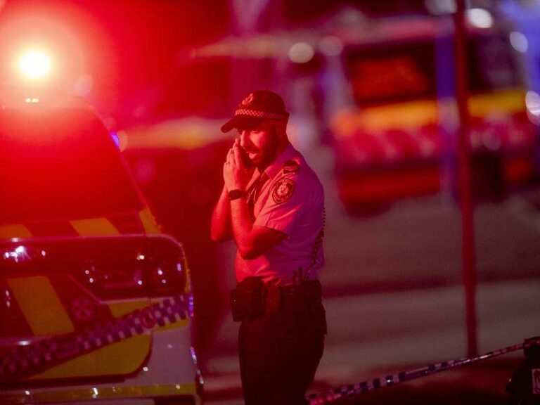 bondi-beach-shooting-leaves-12-dead-community-in-shock-