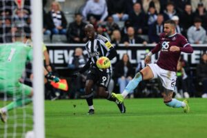 Newcastle United v Burnley - Premier League