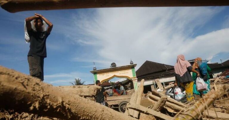 catastrophic-floods-in-asia-claim-over-1-400-lives-1