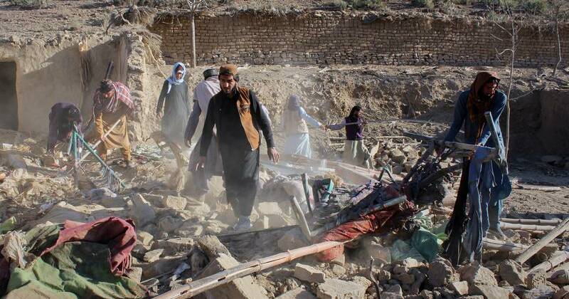 deadly-clash-at-afghan-pakistan-border-claims-civilians-lives
