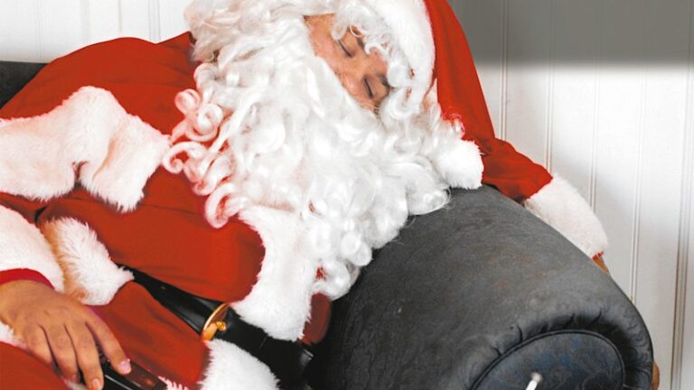 discover-the-top-christmas-tv-specials-and-films-for-2023