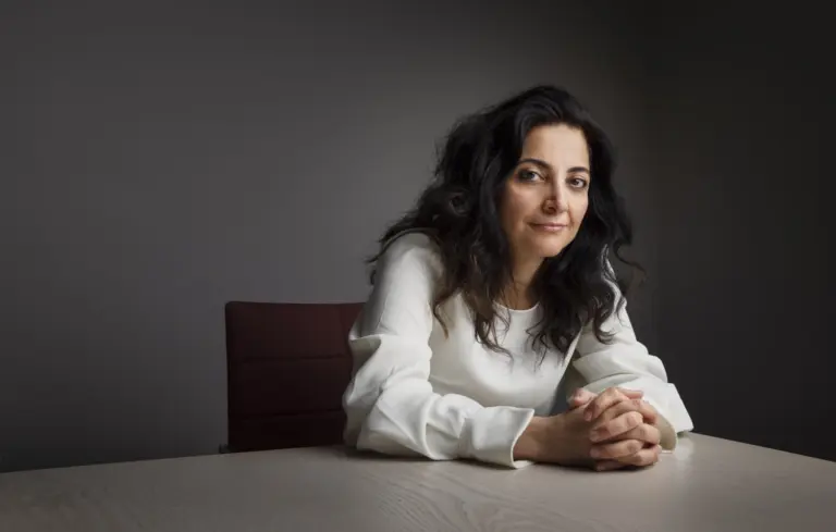 elham-rostami-neurosurgeon-pioneers-research-on-brain-injury-recovery
