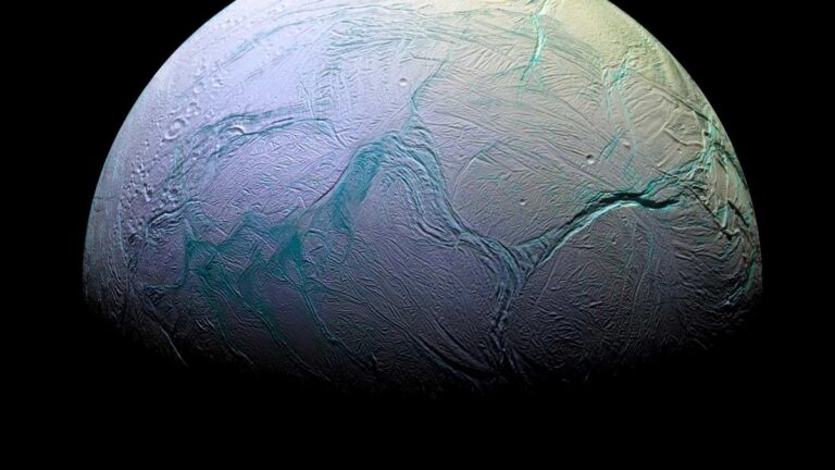european-space-agency-launches-groundbreaking-mission-to-enceladus