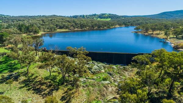 explore-armidale-s-scenic-trails-nature-awaits-you-now-