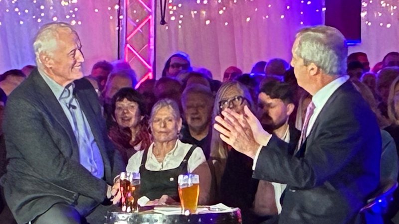 farage-s-christmas-party-celebrates-anti-woke-sentiments-in-britain