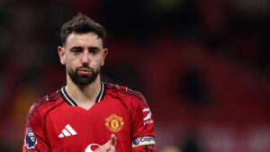 fernandes-claims-manchester-united-wanted-him-to-leave-this-summer