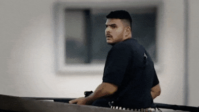 gunmen-attack-hanukkah-celebration-at-bondi-beach-multiple-casualties