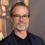 guy-pearce-apologizes-for-antisemitic-misinformation-amid-outcry