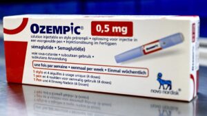 health-experts-warn-against-weight-loss-injections-for-holidays