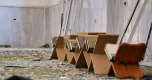 hundreds-mourn-victims-of-deadly-mosque-bombing-in-homs