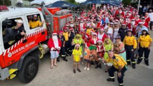 hundreds-of-santas-gear-up-for-20th-annual-charity-bike-ride