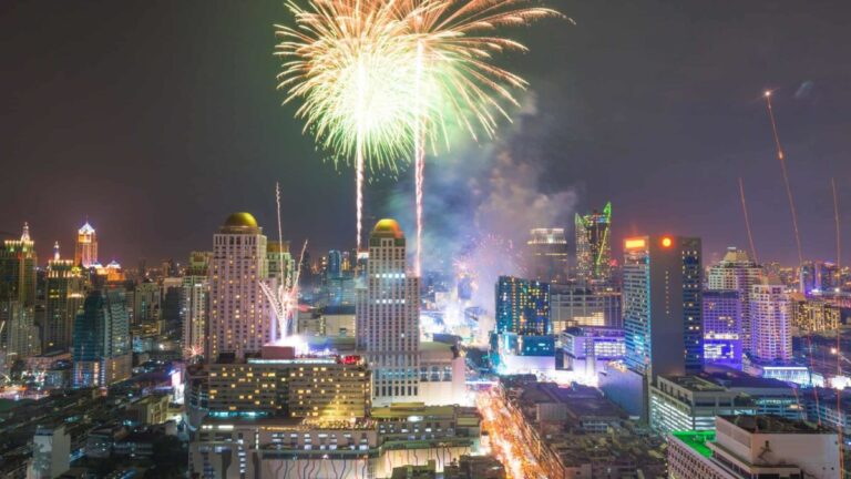 investors-eye-5-asx-shares-to-buy-now-as-2026-approaches