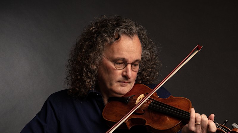 irish-folk-music-thrives-with-tradition-and-innovation