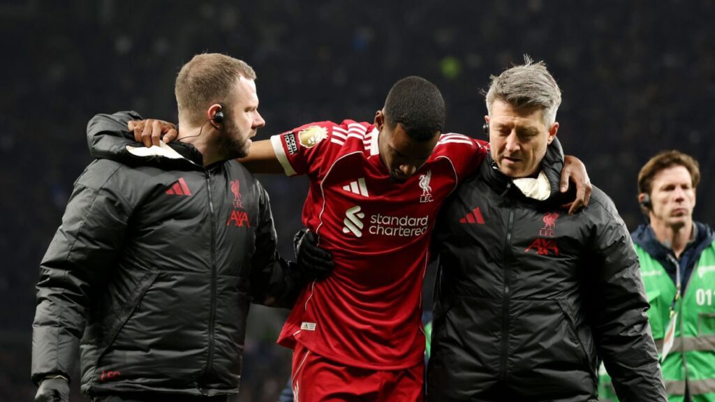 isak-s-injury-overshadows-liverpool-s-win-over-tottenham
