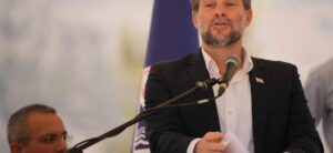 israel-advances-plans-for-19-new-west-bank-settlements