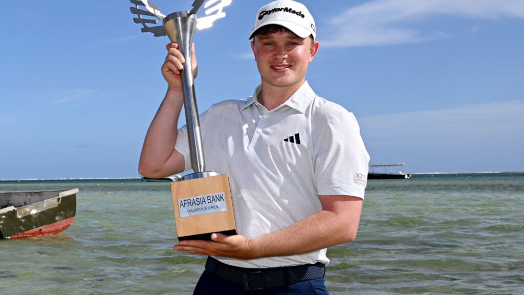 jayden-schaper-claims-second-dp-world-tour-title-in-mauritius