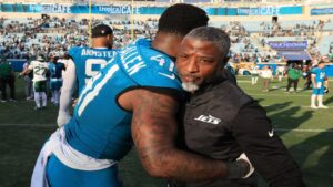 jets-release-allen-lazard-final-link-to-rodgers-era-disappears