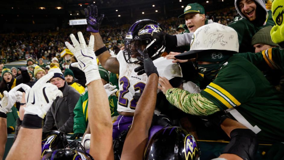 lafleur-confirms-love-as-packers-starting-quarterback-discusses-injuries