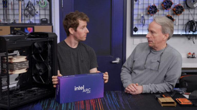 linus-torvalds-unveils-his-vision-of-the-ideal-linux-pc