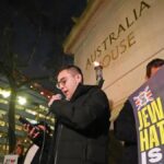 london-vigil-honors-victims-of-bondi-attack-with-unity-and-light