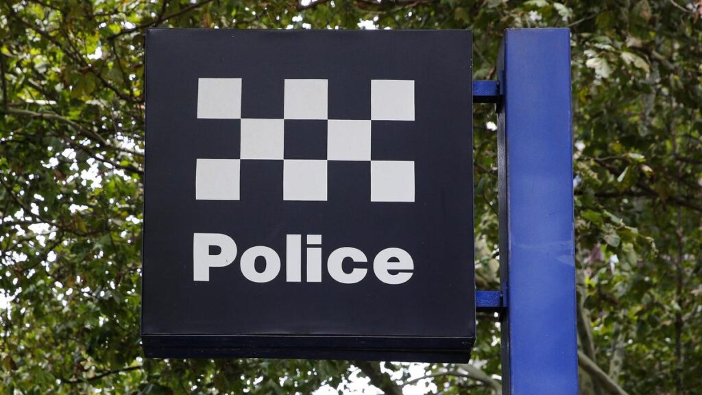 machete-attack-on-melbourne-s-lygon-st-injures-two-on-nye