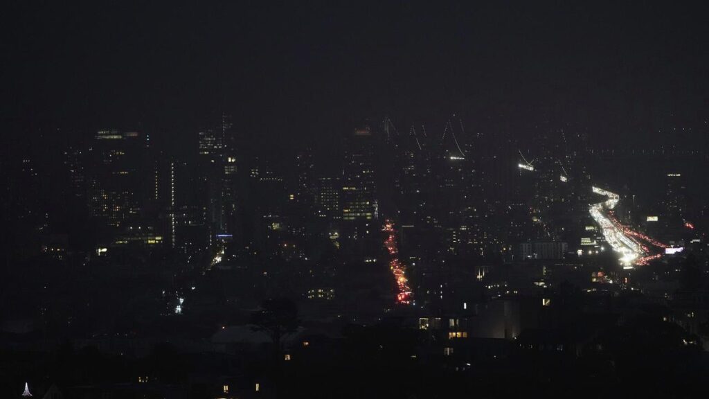 major-power-outage-hits-san-francisco-40-000-still-affected